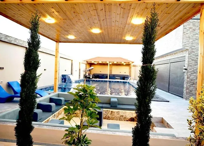 Sky Villa